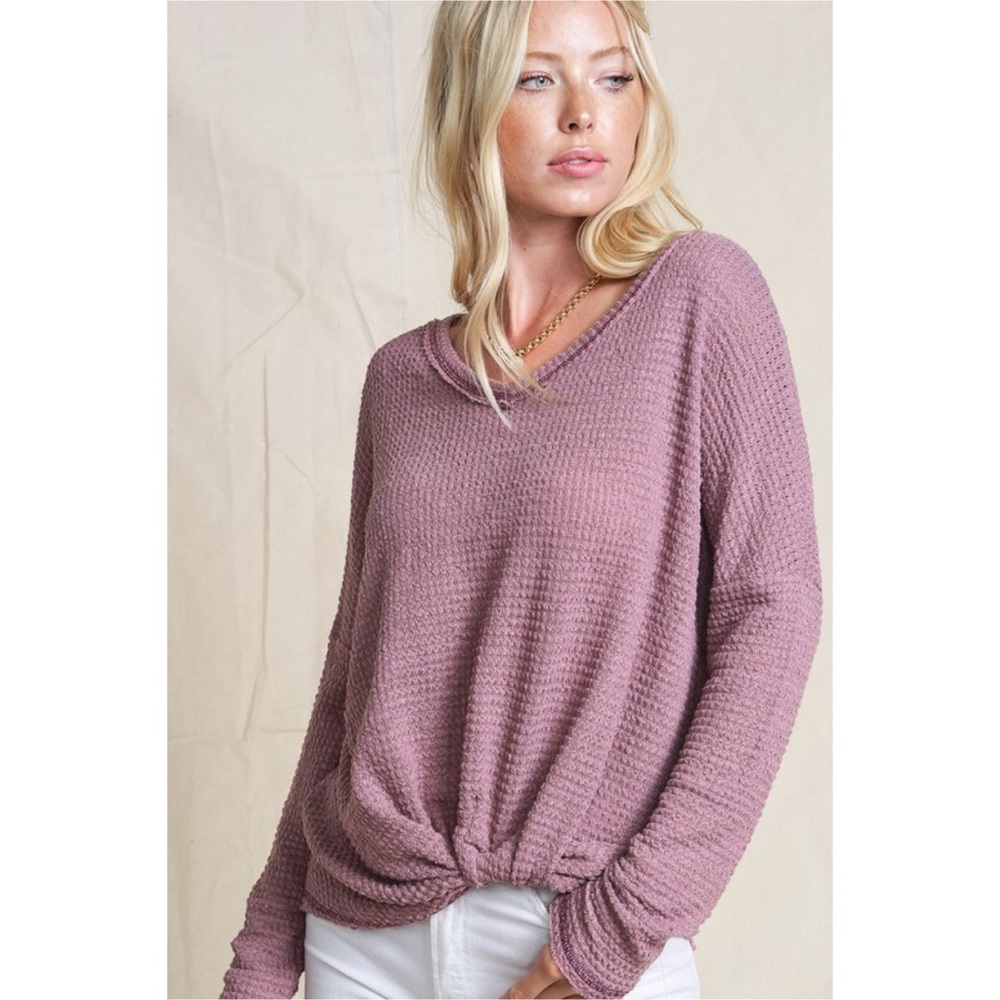 💖LAST 1! Soft Berry Twist Hem Contrast Stitch Top - Picture 2 of 7